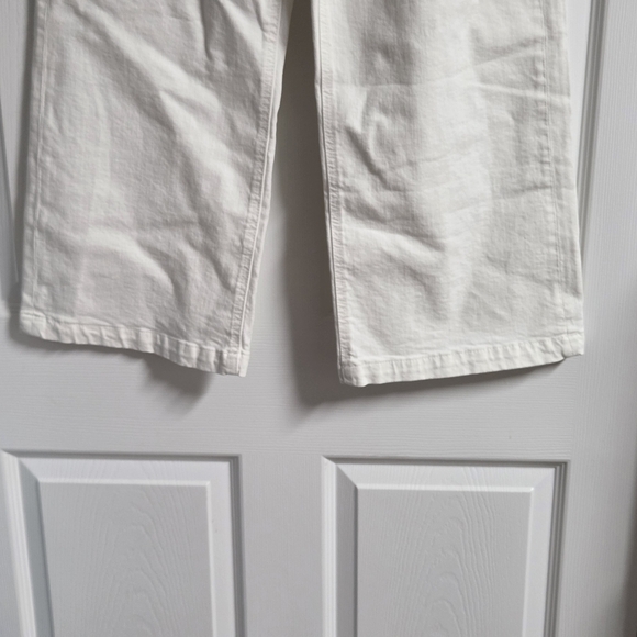 GAP Cream Curvy Stride Ankle Jeans - Picture 6 of 7